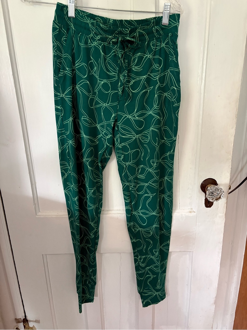 Women’s Green Bows Lounge Pajama Pants